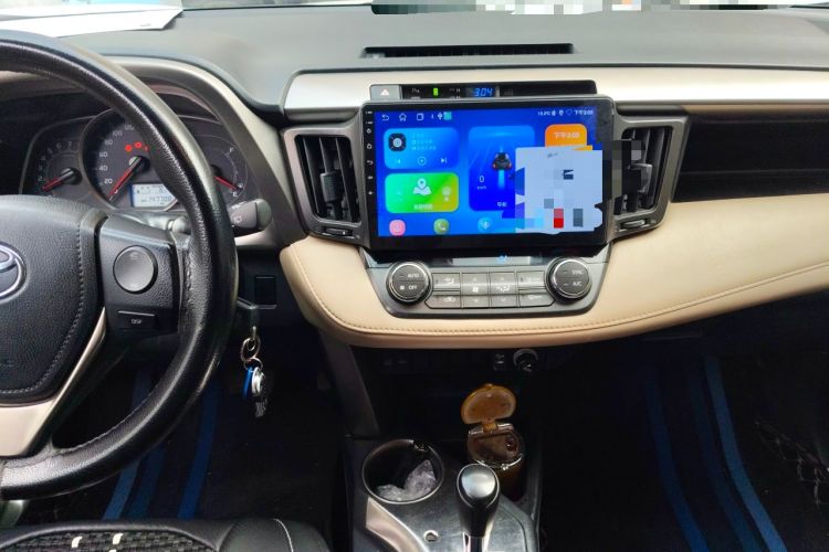Used Toyota RAV4 2015 2.0L CVT Two-Wheel Drive Fashion Edition Audio And AC Panel