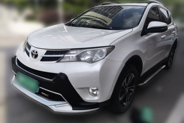 Used Toyota RAV4 2015 2.0L CVT Two-Wheel Drive Fashion Edition