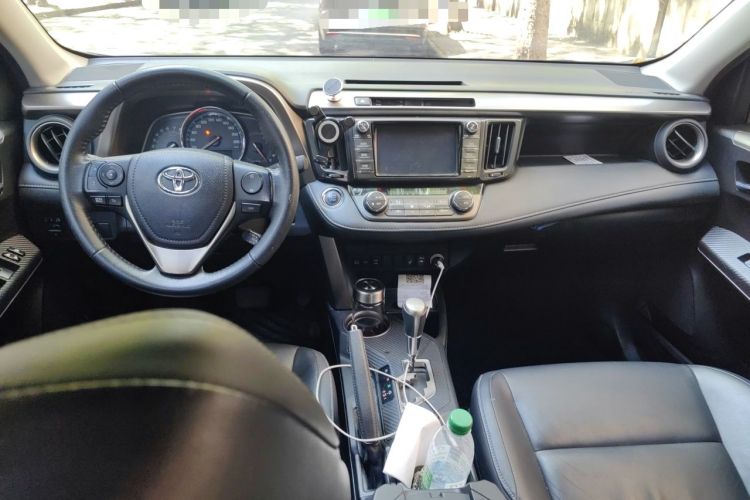 Used Toyota RAV4 2015 2.0L CVT Four-Wheel Drive New Edition Center Console