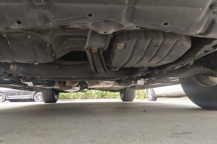 Used Toyota RAV4 2015 2.0L CVT Two-Wheel Drive Fashion Edition Chassis Front