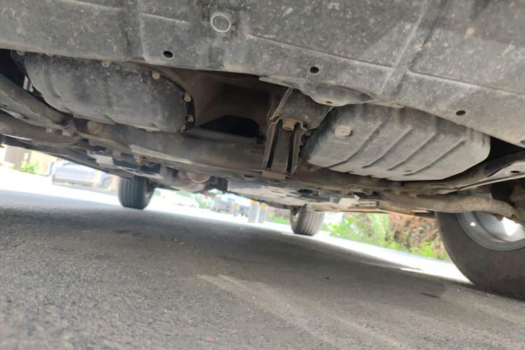 Used Toyota RAV4 2015 2.0L CVT Two-Wheel Drive Fashion Edition Chassis Front