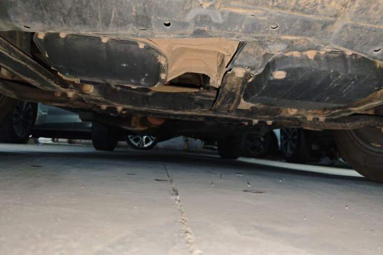 Used Toyota RAV4 2015 2.0L CVT Two-Wheel Drive Fashion Edition Chassis Front