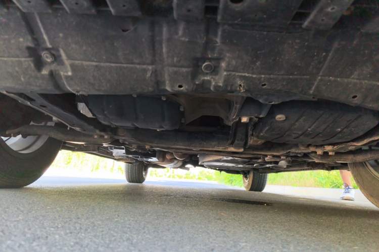Used Toyota RAV4 2015 2.0L CVT Two-Wheel Drive Fashion Edition Chassis Front