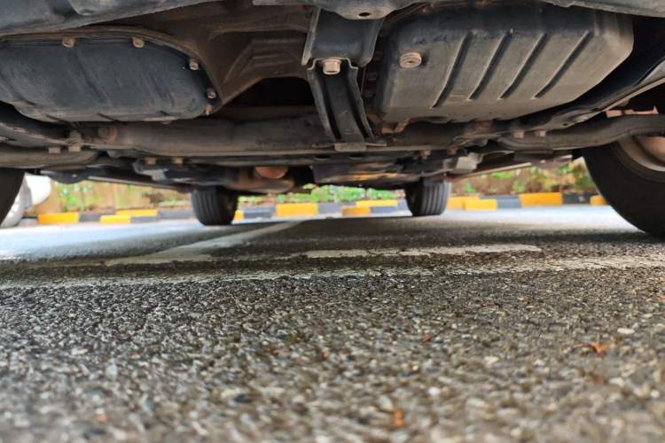 Used Toyota RAV4 2015 2.0L CVT Two-Wheel Drive Fashion Edition Chassis Front