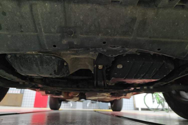 Used Toyota RAV4 2015 2.0L CVT Two-Wheel Drive Fashion Edition Chassis Front