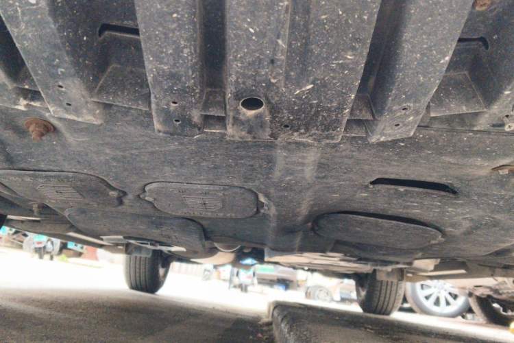 Used Toyota RAV4 2015 2.0L CVT Two-Wheel Drive Fashion Edition Chassis Front