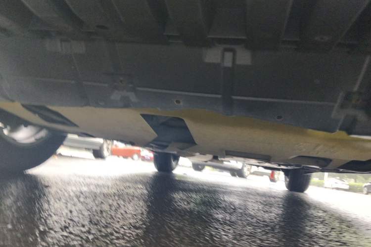Used Toyota RAV4 2015 2.0L CVT Two-Wheel Drive Fashion Edition Chassis Front