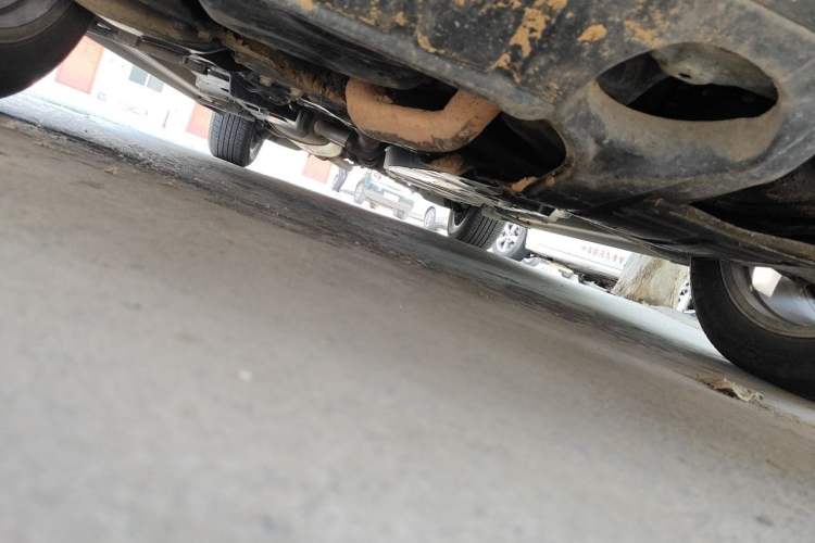 Used Toyota RAV4 2015 2.5L Automatic 4x4 Elite Edition Chassis Front