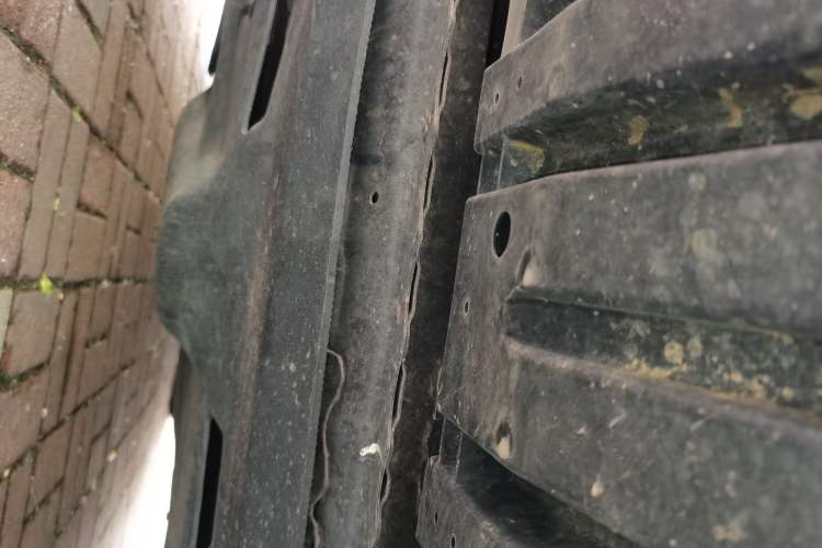 Used Toyota RAV4 2015 2.5L Automatic 4x4 Elite Edition Chassis Front