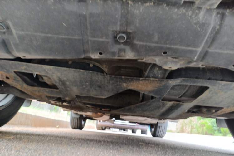 Used Toyota RAV4 2015 2.0L CVT Two-Wheel Drive Fashion Edition Chassis Front