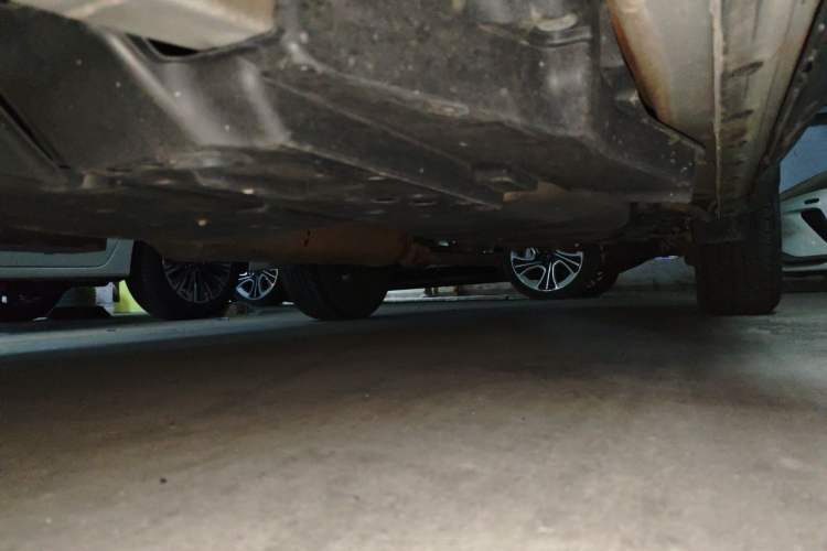 Used Toyota RAV4 2015 2.0L CVT Two-Wheel Drive Fashion Edition Chassis Front Left