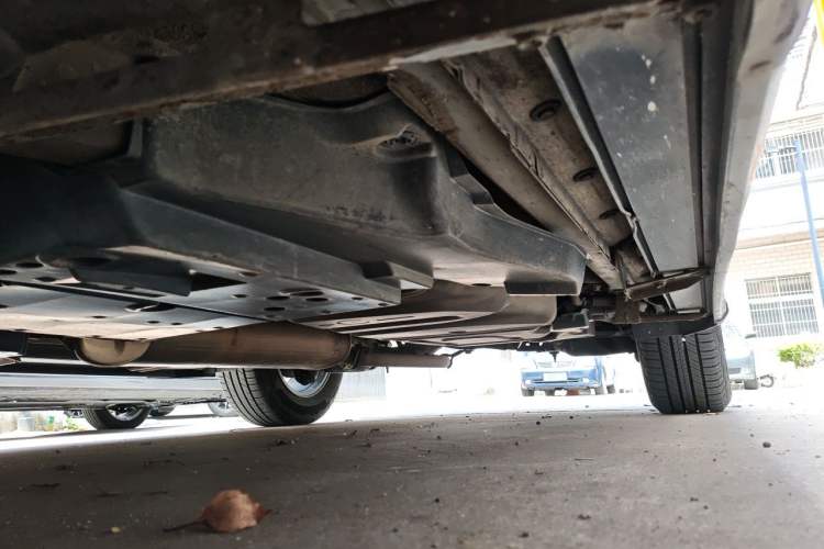 Used Toyota RAV4 2015 2.0L CVT Two-Wheel Drive Fashion Edition Chassis Front Left