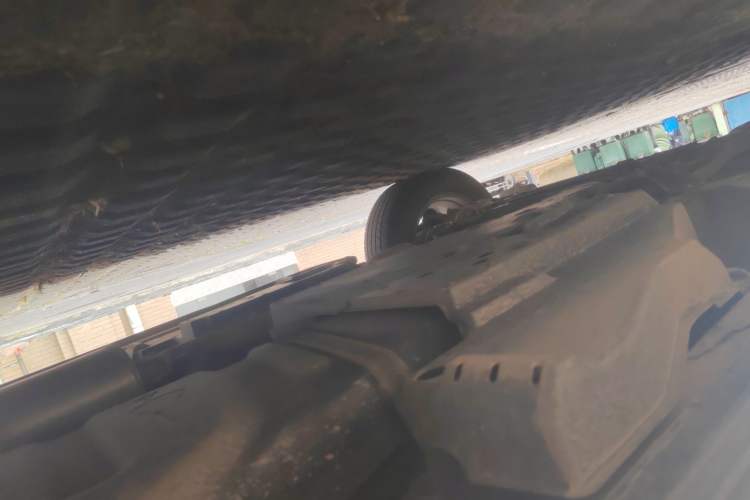 Used Toyota RAV4 2015 2.0L CVT Two-Wheel Drive Urban Edition Chassis Front Left