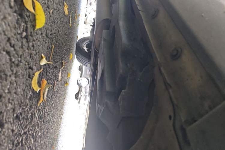 Used Toyota RAV4 2015 2.5L Automatic 4x4 Elite Edition Chassis Front Left