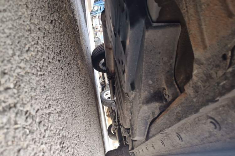 Used Toyota RAV4 2015 2.0L CVT Two-Wheel Drive Fashion Edition Chassis Front Left