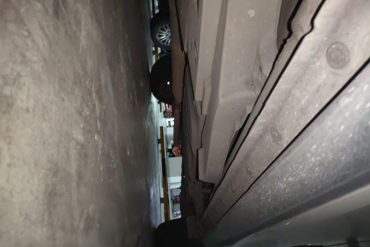 Used Toyota RAV4 2015 2.5L Automatic 4x4 Elite Edition Chassis Front Left