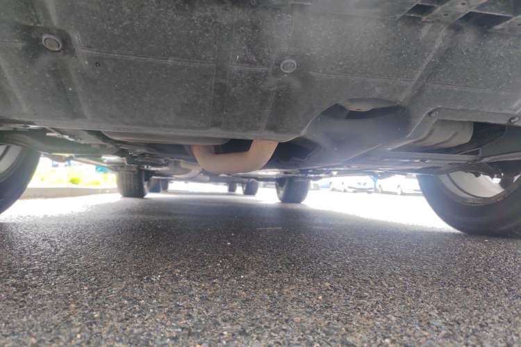 Used Toyota RAV4 2015 2.5L Automatic 4x4 Elite Edition Chassis Front