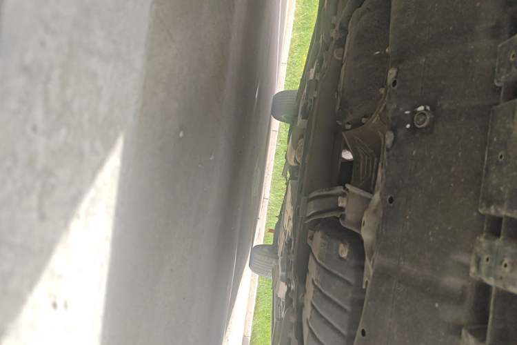 Used Toyota RAV4 2015 2.0L CVT Two-Wheel Drive Fashion Edition Chassis Front