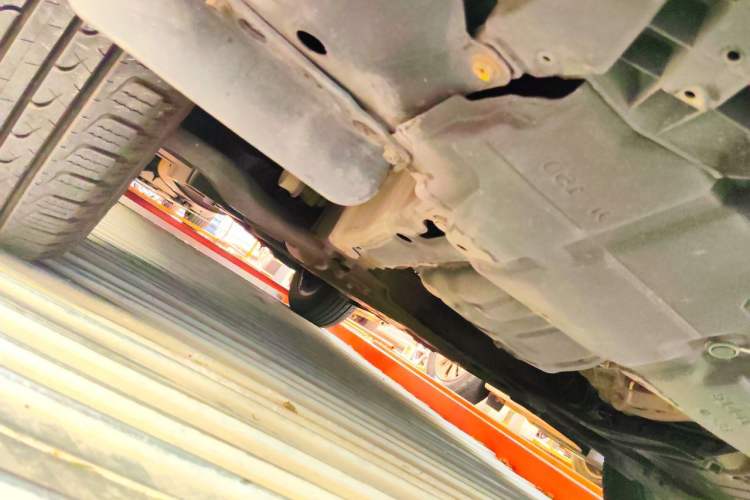 Used Toyota RAV4 2015 2.0L CVT Two-Wheel Drive Fashion Edition Chassis Front Right