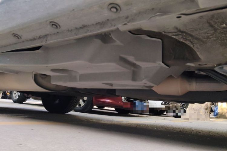 Used Toyota RAV4 2015 2.0L CVT Two-Wheel Drive Fashion Edition Chassis Front Right