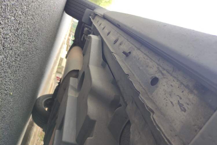 Used Toyota RAV4 2015 2.5L Automatic 4x4 Elite Edition Chassis Front Right