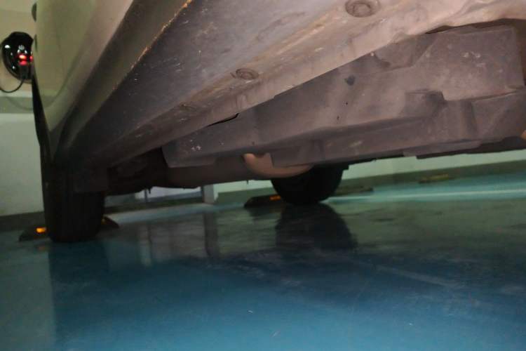 Used Toyota RAV4 2015 2.0L CVT Two-Wheel Drive Fashion Edition Chassis Front Right