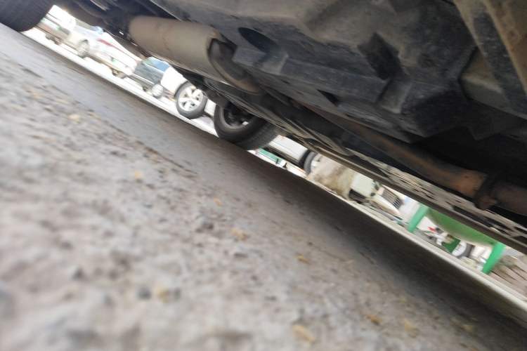Used Toyota RAV4 2015 2.5L Automatic 4x4 Elite Edition Chassis Front Right