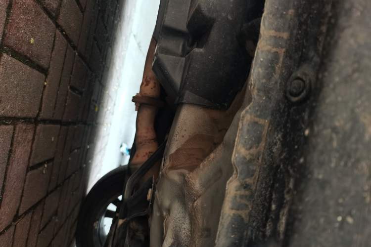 Used Toyota RAV4 2015 2.5L Automatic 4x4 Elite Edition Chassis Front Right
