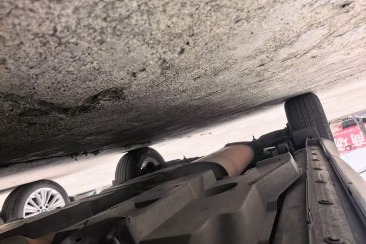 Used Toyota RAV4 2015 2.0L CVT Two-Wheel Drive Fashion Edition Chassis Front Right