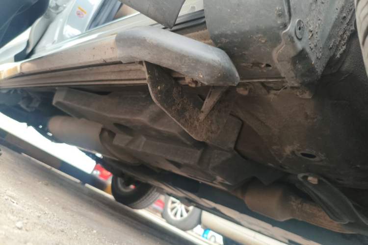 Used Toyota RAV4 2015 2.0L CVT Two-Wheel Drive Fashion Edition Chassis Front Right