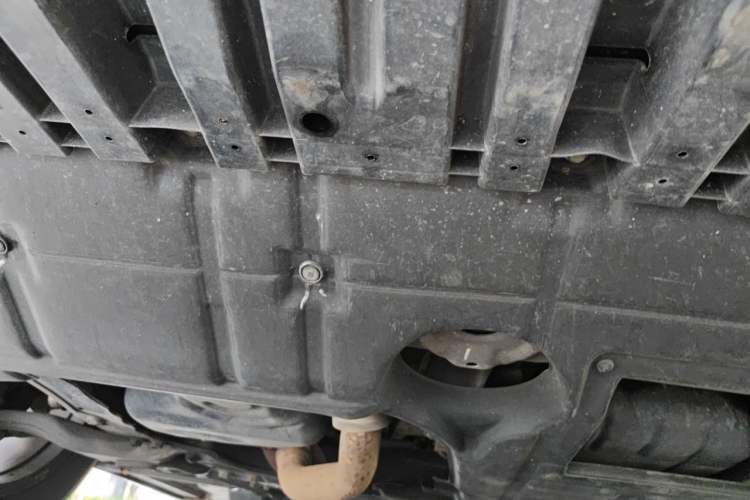 Used Toyota RAV4 2015 2.5L Automatic 4x4 Elite Edition Chassis Front