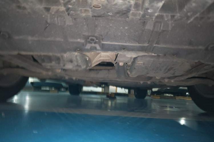 Used Toyota RAV4 2015 2.0L CVT Two-Wheel Drive Fashion Edition Chassis Front