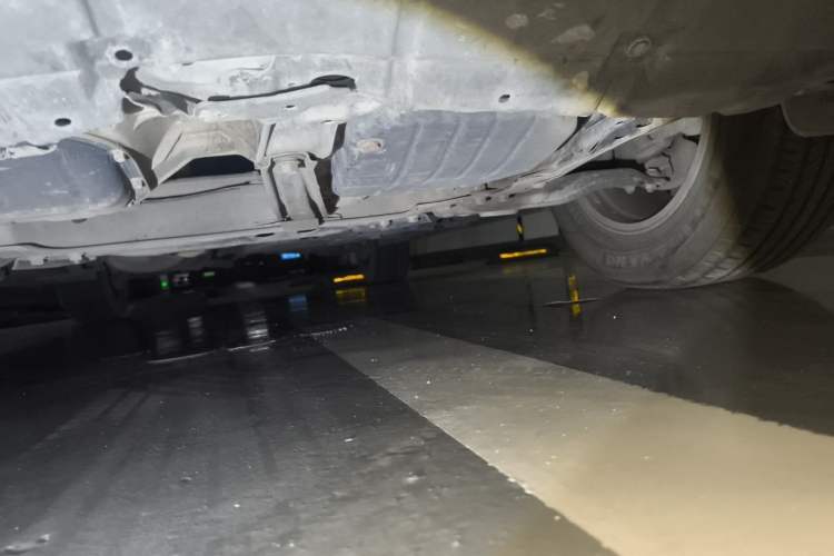 Used Toyota RAV4 2015 2.0L CVT Two-Wheel Drive Fashion Edition Chassis Front