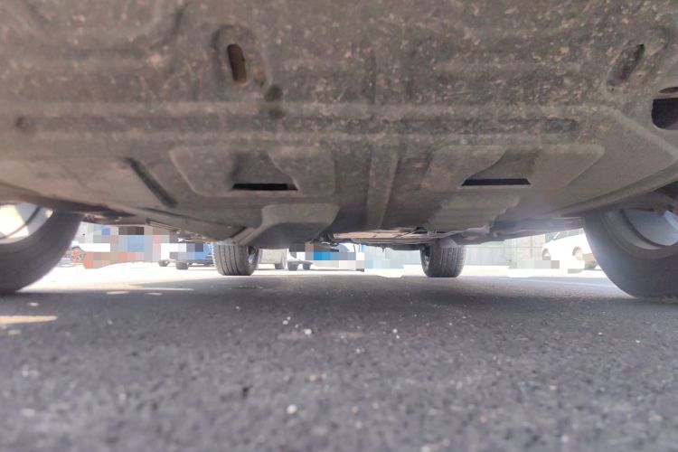 Used Toyota RAV4 2015 2.5L Automatic 4x4 Elite Edition Chassis Front