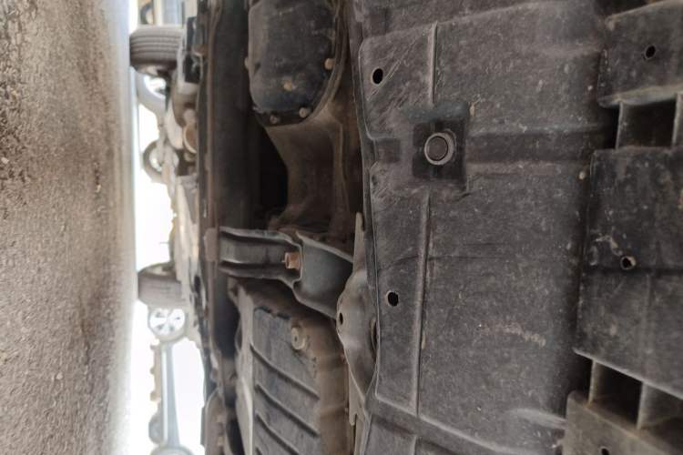 Used Toyota RAV4 2015 2.0L CVT Two-Wheel Drive Fashion Edition Chassis Front