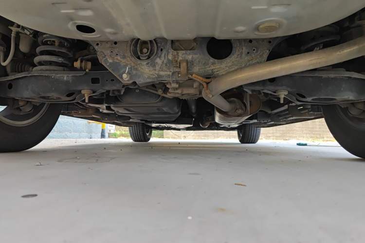 Used Toyota RAV4 2015 2.0L CVT Four-Wheel Drive New Edition Chassis Rear