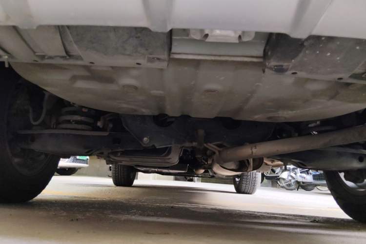 Used Toyota RAV4 2015 2.0L CVT Two-Wheel Drive Fashion Edition Chassis Rear