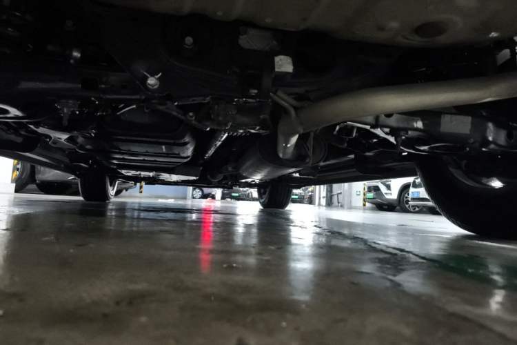 Used Toyota RAV4 2015 2.0L CVT Four-Wheel Drive New Edition Chassis Rear