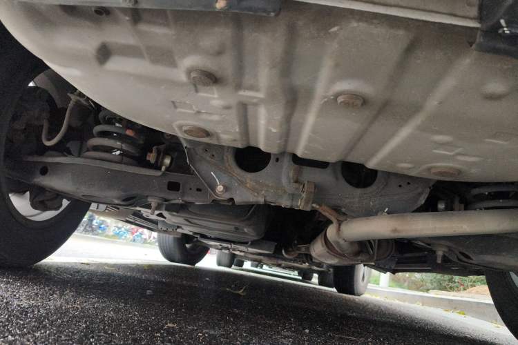 Used Toyota RAV4 2015 2.0L CVT Two-Wheel Drive Urban Edition Chassis Rear