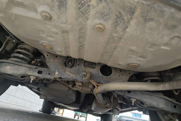 Used Toyota RAV4 2015 2.0L CVT Four-Wheel Drive New Edition Chassis Rear