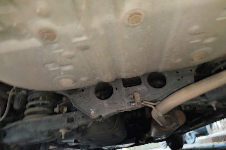 Used Toyota RAV4 2015 2.0L CVT Two-Wheel Drive Fashion Edition Chassis Rear