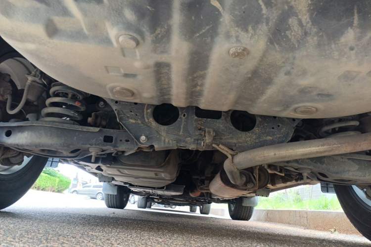 Used Toyota RAV4 2015 2.0L CVT Two-Wheel Drive Fashion Edition Chassis Rear