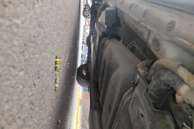 Used Toyota RAV4 2015 2.5L Automatic 4x4 Elite Edition Chassis Rear Left