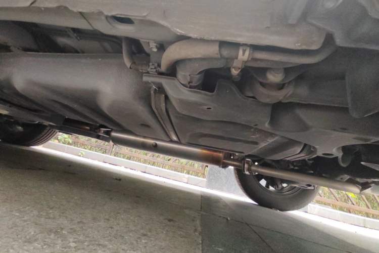 Used Toyota RAV4 2015 2.0L CVT Two-Wheel Drive Fashion Edition Chassis Rear Left