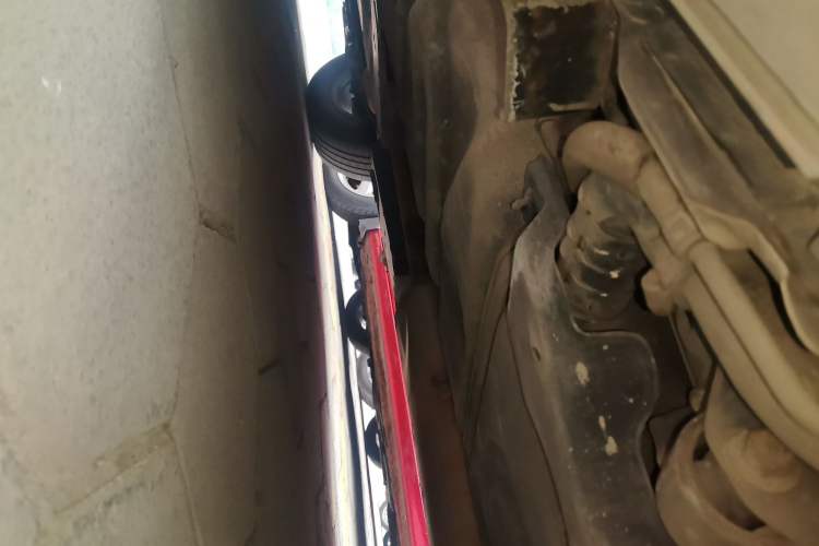 Used Toyota RAV4 2015 2.0L CVT Two-Wheel Drive Fashion Edition Chassis Rear Left