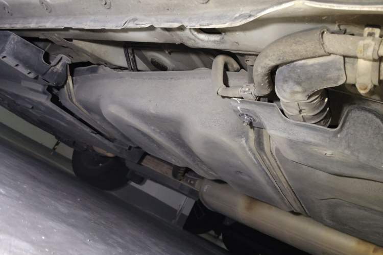 Used Toyota RAV4 2015 2.0L CVT Two-Wheel Drive Fashion Edition Chassis Rear Left