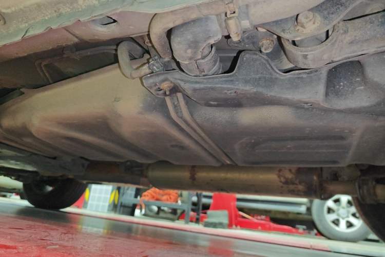 Used Toyota RAV4 2015 2.0L CVT Two-Wheel Drive Fashion Edition Chassis Rear Left