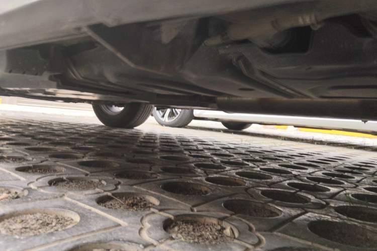 Used Toyota RAV4 2015 2.0L CVT Four-Wheel Drive New Edition Chassis Rear Left