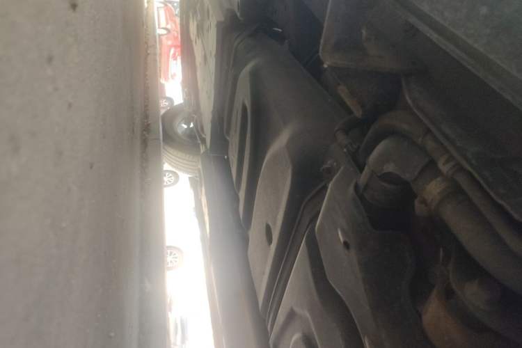 Used Toyota RAV4 2015 2.0L CVT Two-Wheel Drive Fashion Edition Chassis Rear Left