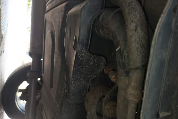 Used Toyota RAV4 2015 2.5L Automatic 4x4 Elite Edition Chassis Rear Left